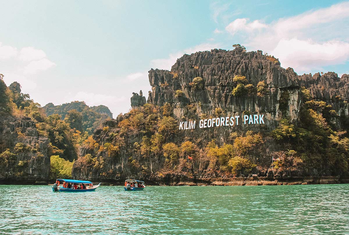 Jelajahi Keindahan Mangrove Langkawi: Tur Ekologis yang Menawan